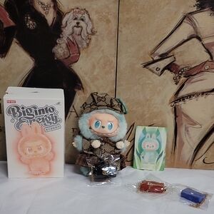 Big Into Energy Serenity & Accesories